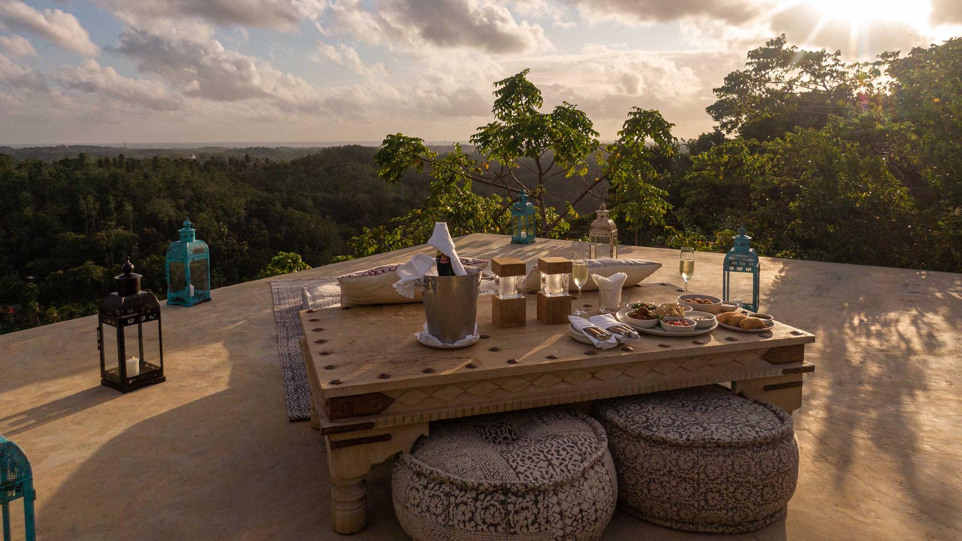 Luxury honeymoon travel planning